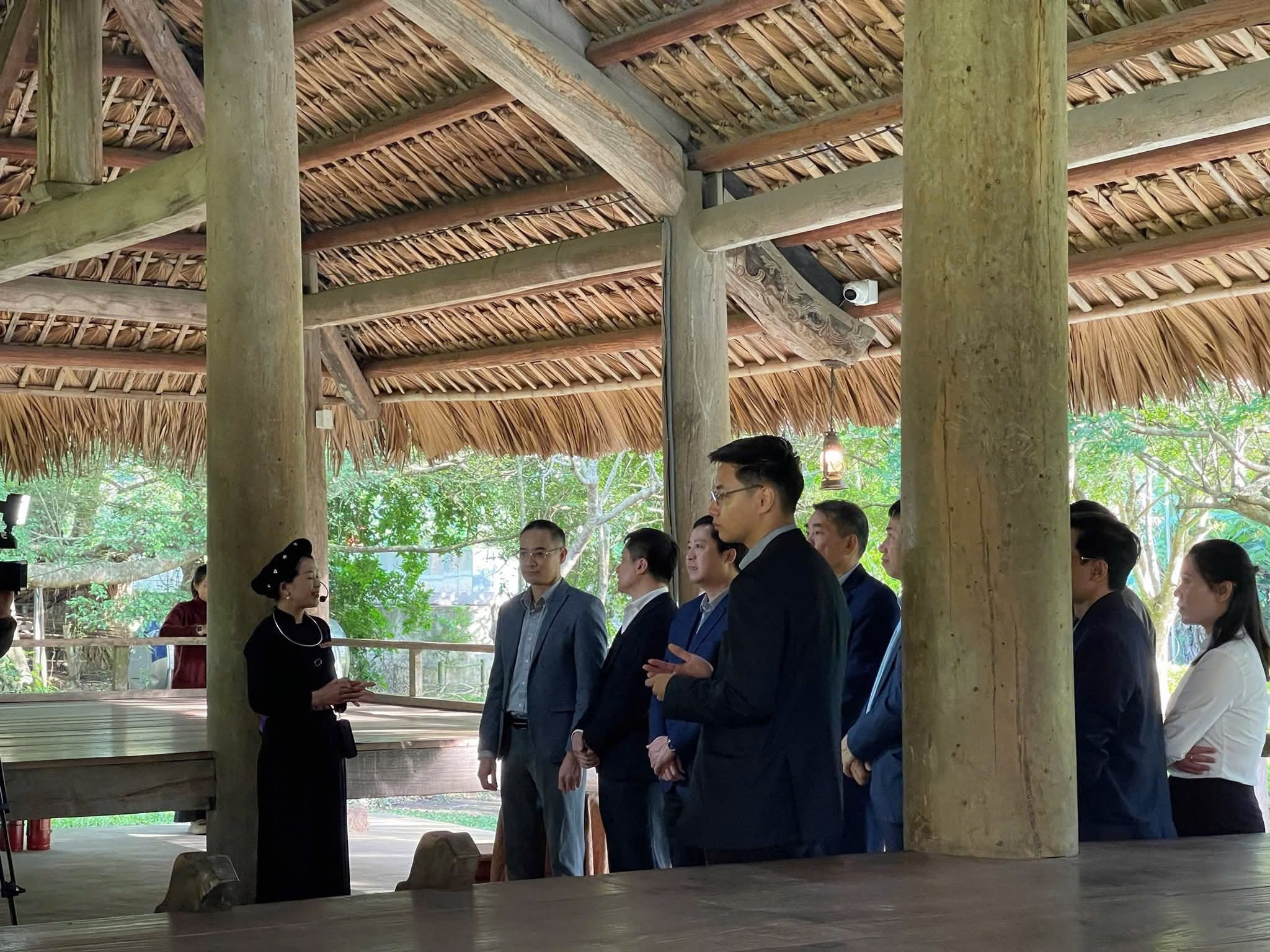 Đoàn đại biểu Thanh tra Chính phủ tại Đình Tân Trào